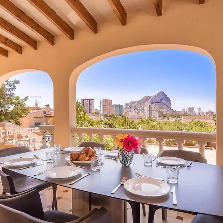 Chechu - Plusholidays Calpe