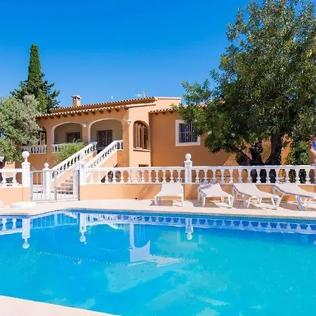 Chechu - Plusholidays Villa